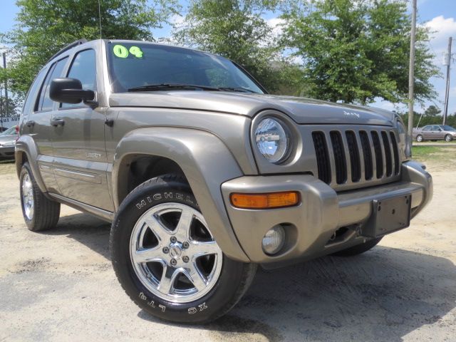 Jeep Liberty 2004 photo 35