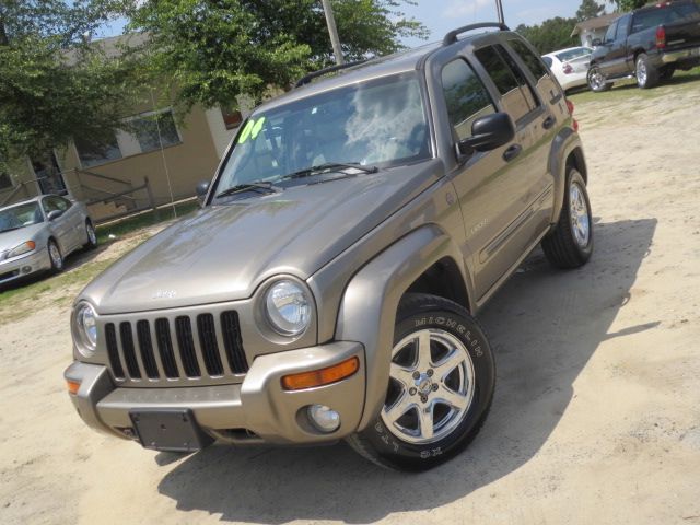 Jeep Liberty 2004 photo 37