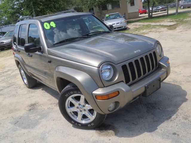 Jeep Liberty 2004 photo 46