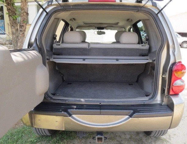 Jeep Liberty 2004 photo 77