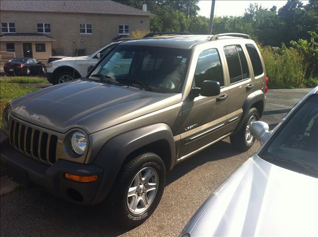 Jeep Liberty 2004 photo 3