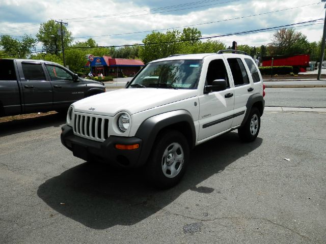 Jeep Liberty 2004 photo 3