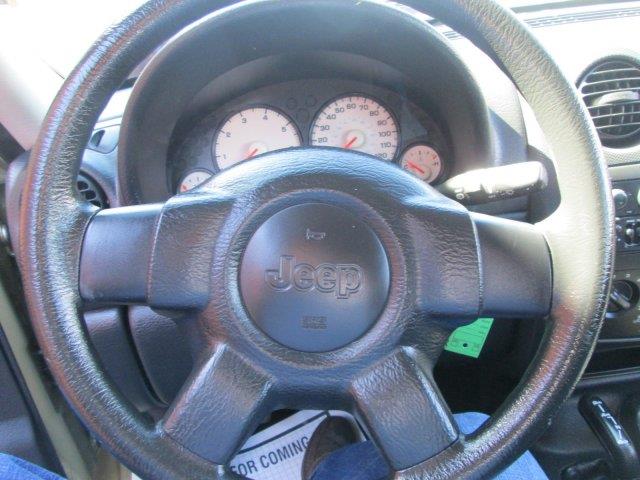 Jeep Liberty 2004 photo 1