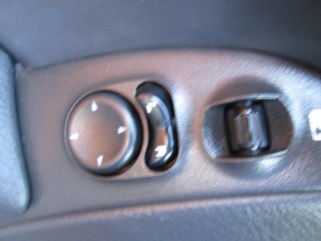 Jeep Liberty 2004 photo 2