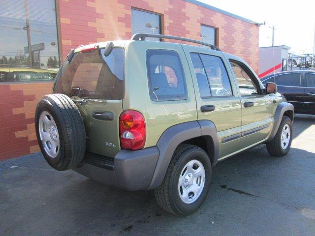 Jeep Liberty 2004 photo 5