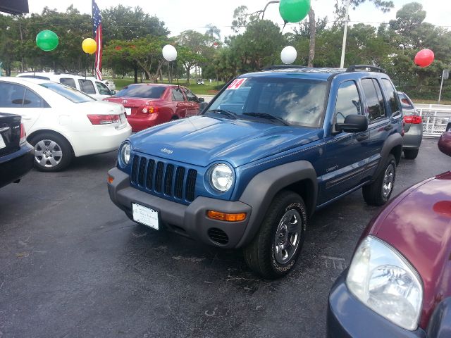 Jeep Liberty 2004 photo 3