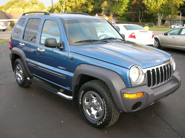 Jeep Liberty 2004 photo 1