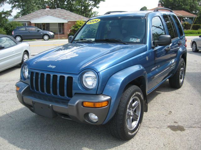 Jeep Liberty 2004 photo 1