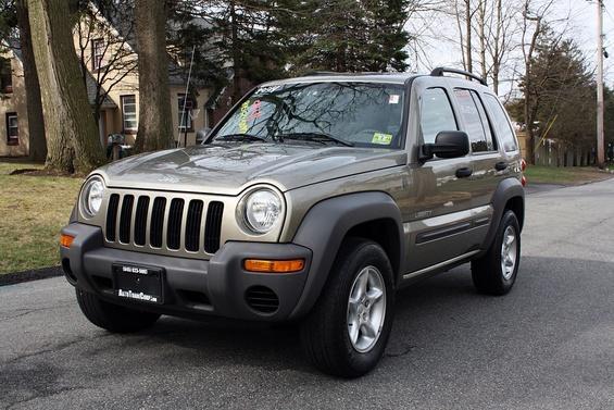 Jeep Liberty 2004 photo 1