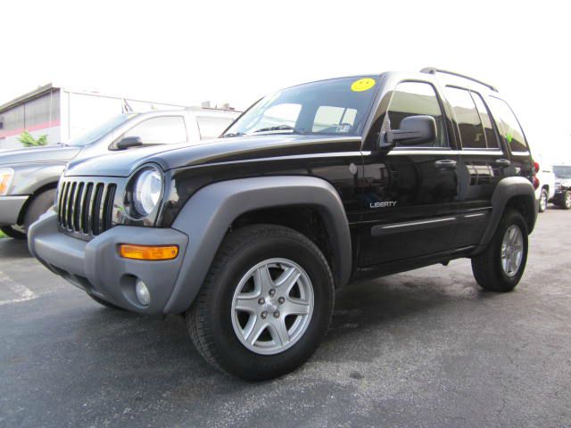 Jeep Liberty 2004 photo 14