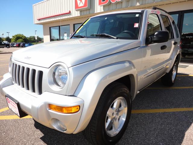 Jeep Liberty 2004 photo 3