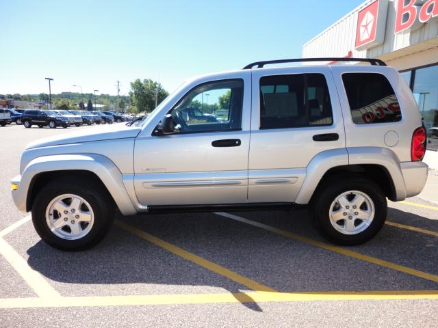 Jeep Liberty 2004 photo 5