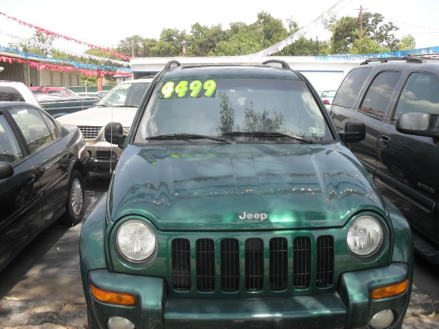 Jeep Liberty 2004 photo 1