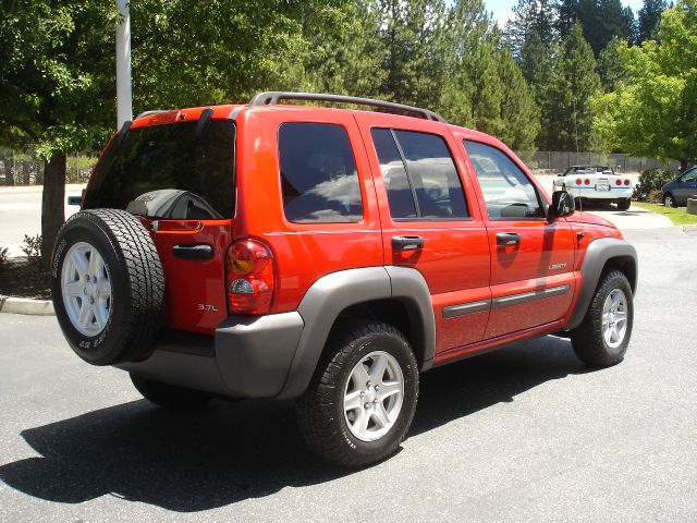 Jeep Liberty 2004 photo 1