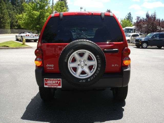 Jeep Liberty 2004 photo 3