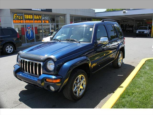 Jeep Liberty 2004 photo 2