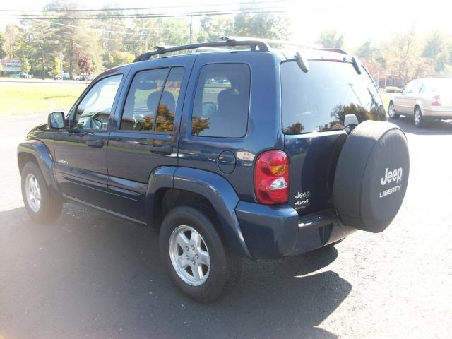 Jeep Liberty 2004 photo 4