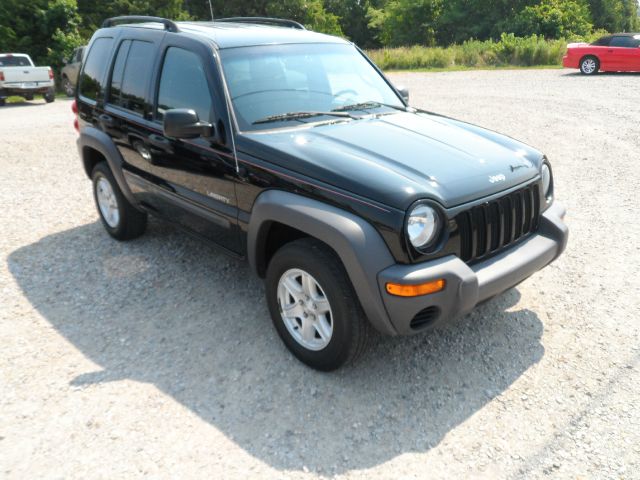 Jeep Liberty 2004 photo 4