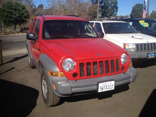 Jeep Liberty 2005 photo 1