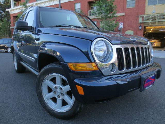 Jeep Liberty 2005 photo 4