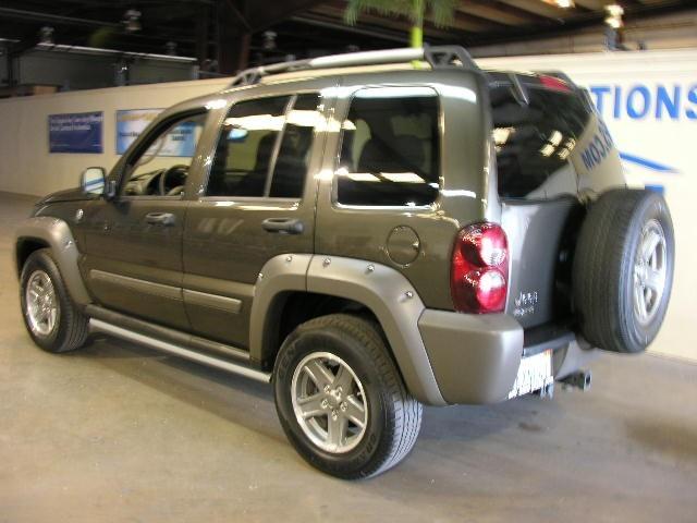 Jeep Liberty 2005 photo 1