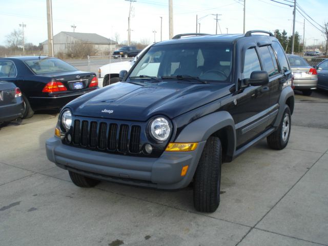 Jeep Liberty 2005 photo 1