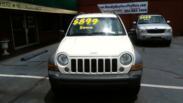 Jeep Liberty 2005 photo 4