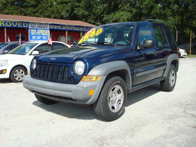 Jeep Liberty 2005 photo 4