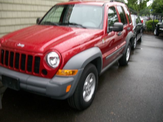 Jeep Liberty 2005 photo 3