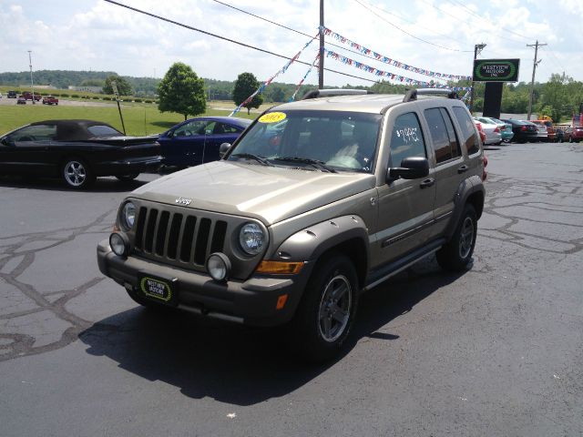 Jeep Liberty 2005 photo 6