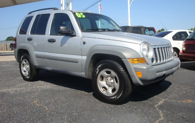 Jeep Liberty 2005 photo 7