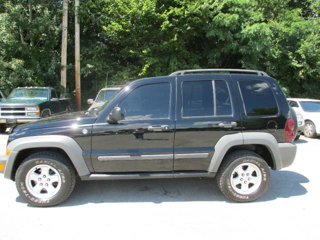 Jeep Liberty 2005 photo 1