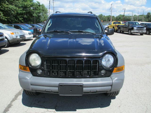 Jeep Liberty 2005 photo 4