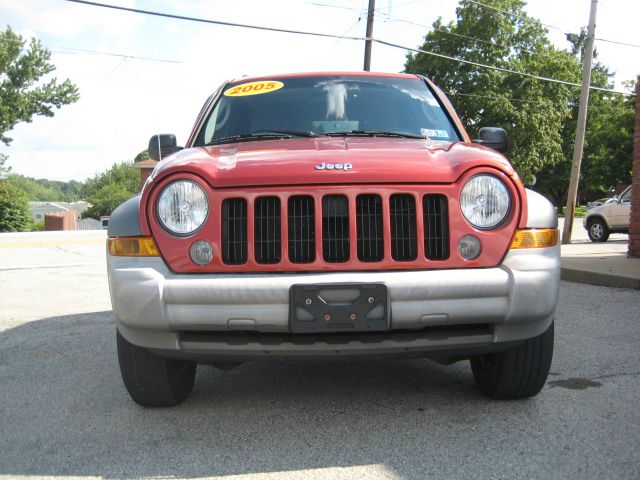 Jeep Liberty 2005 photo 1