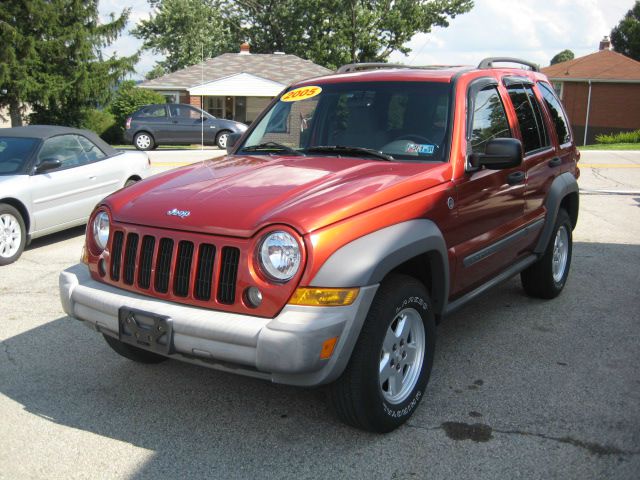 Jeep Liberty 2005 photo 4