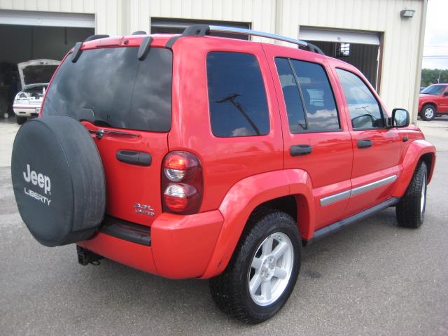 Jeep Liberty 2005 photo 1