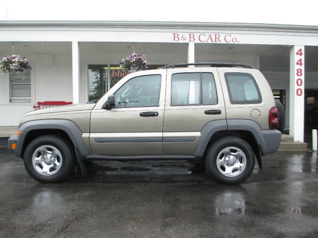 Jeep Liberty 2005 photo 7