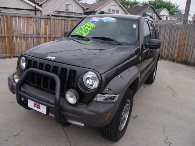 Jeep Liberty 2005 photo 14