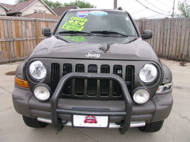 Jeep Liberty 2005 photo 15