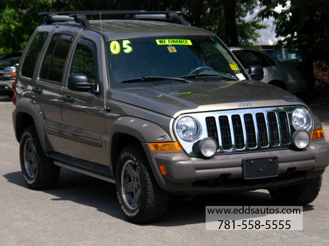 Jeep Liberty 2005 photo 10