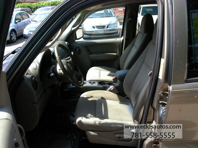 Jeep Liberty 2005 photo 5