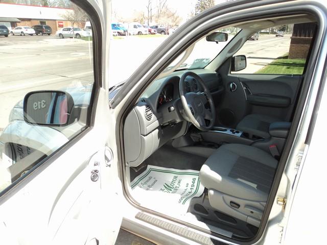 Jeep Liberty 2005 photo 5