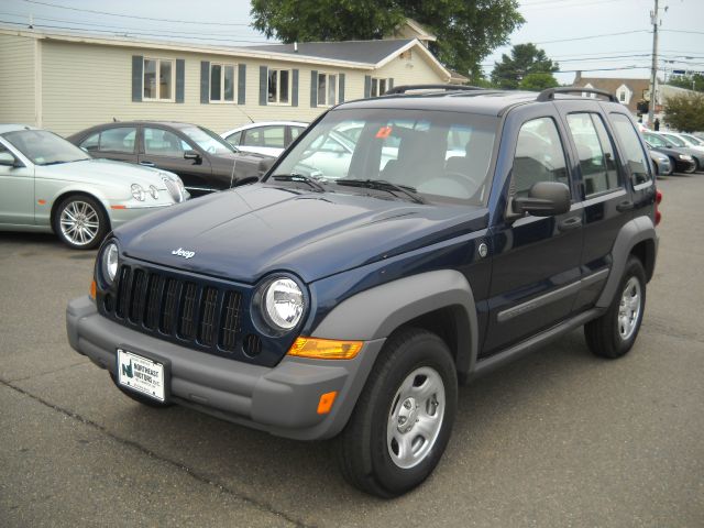 Jeep Liberty 2005 photo 4