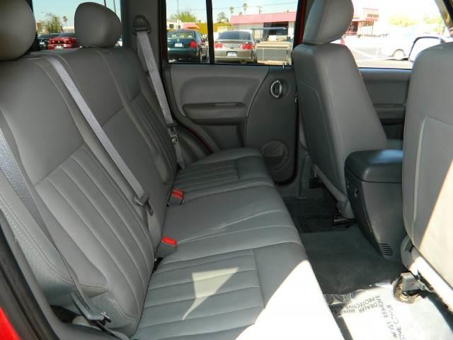 Jeep Liberty 2005 photo 2