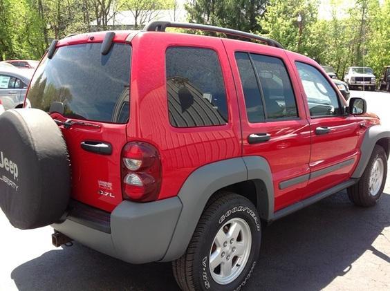 Jeep Liberty 2005 photo 13