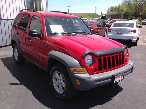 Jeep Liberty 2005 photo 16