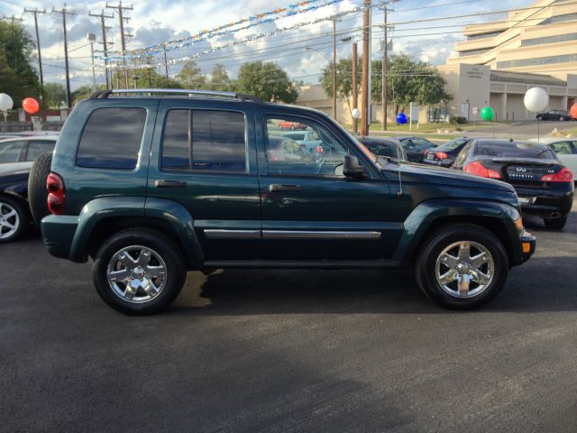 Jeep Liberty I Limited SUV