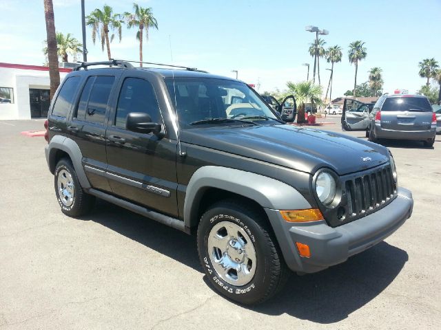 Jeep Liberty 2005 photo 1