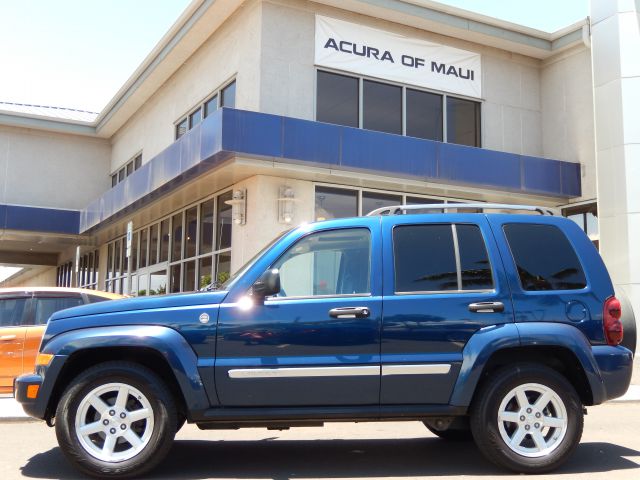 Jeep Liberty 2005 photo 2