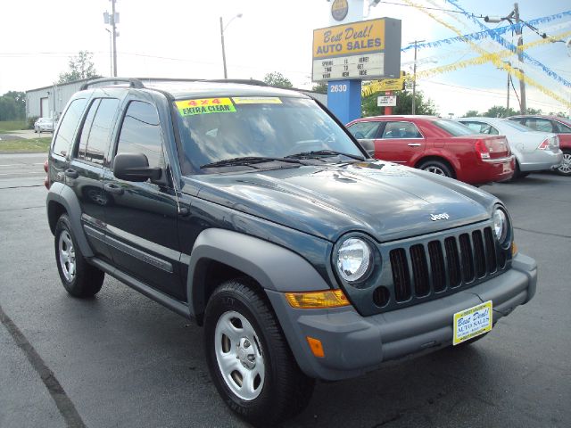 Jeep Liberty 2005 photo 1